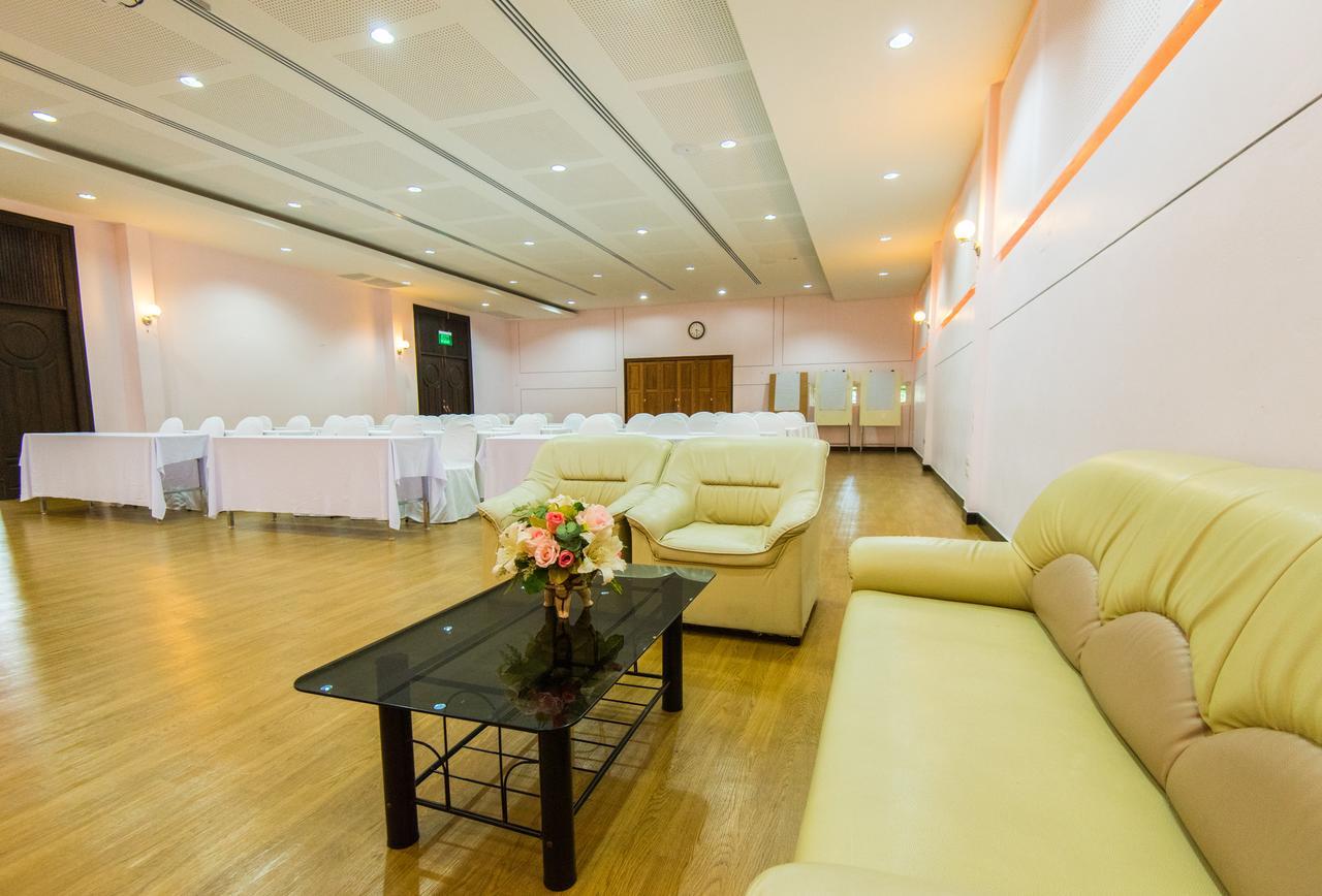 Baan Talay See Cream Resort Samut Songkhram Exterior photo